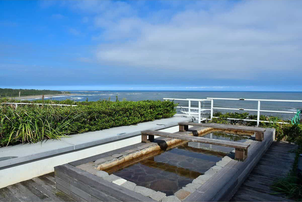 海の見える展望足湯